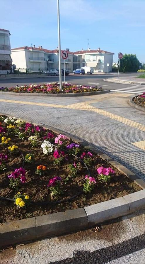 Райский Уголок Nea Moudania Buitenkant foto