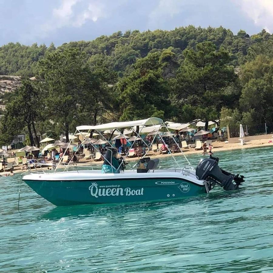 Райский Уголок Nea Moudania Buitenkant foto